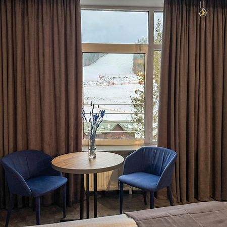 Blue Mountain Hotel Bukovel Luaran gambar