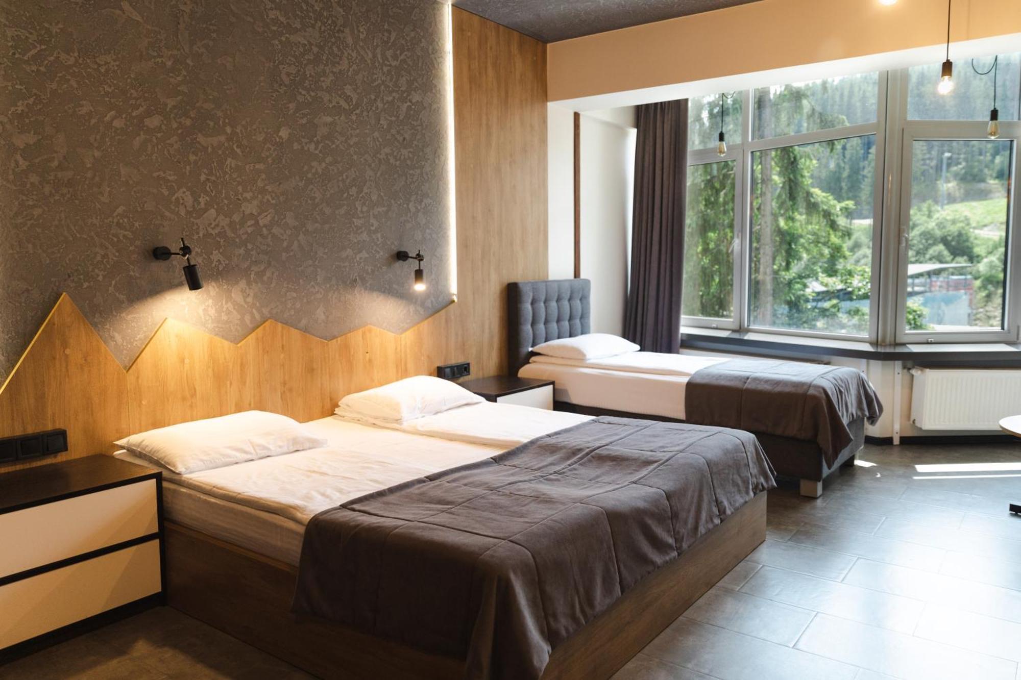 Blue Mountain Hotel Bukovel Luaran gambar