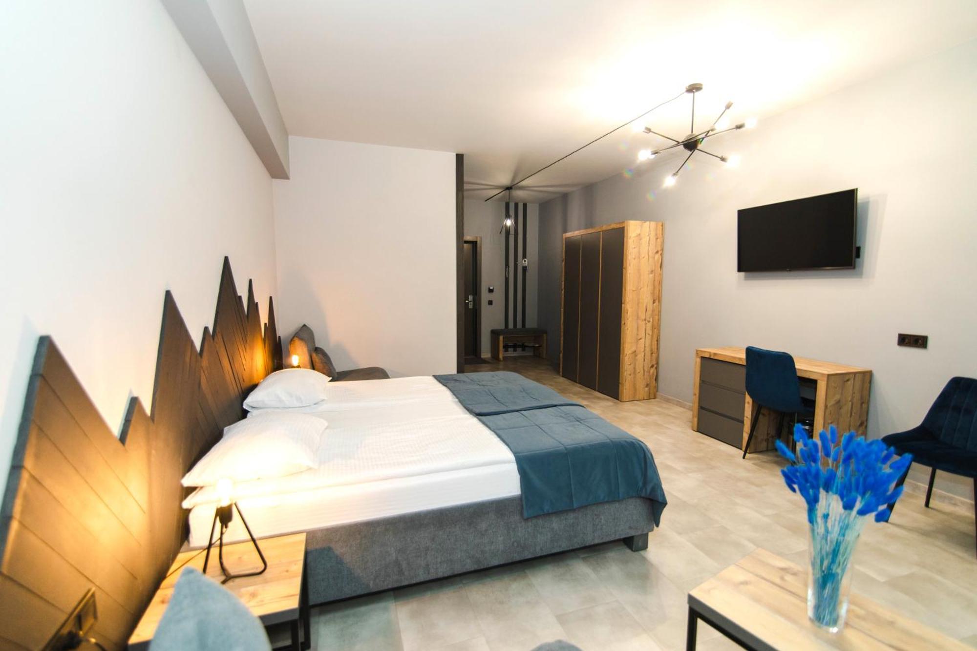 Blue Mountain Hotel Bukovel Luaran gambar